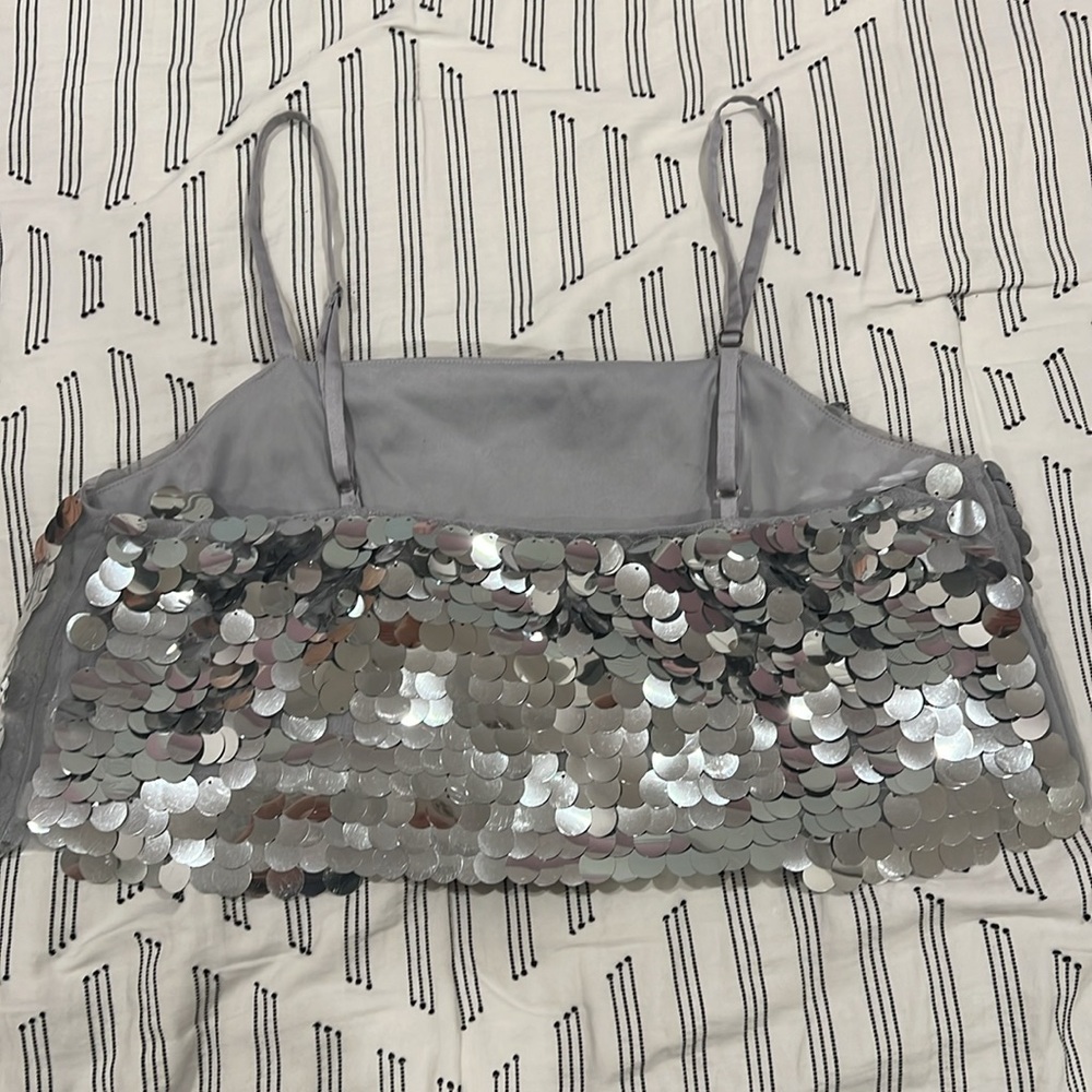 Wild Fable Disc Sequin Cropped Top - Picture 2 of 3
